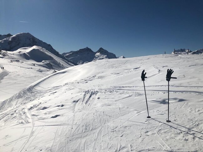 dfa4cf3a-1f3b-4b2b-9ded-7e4d61850ed4